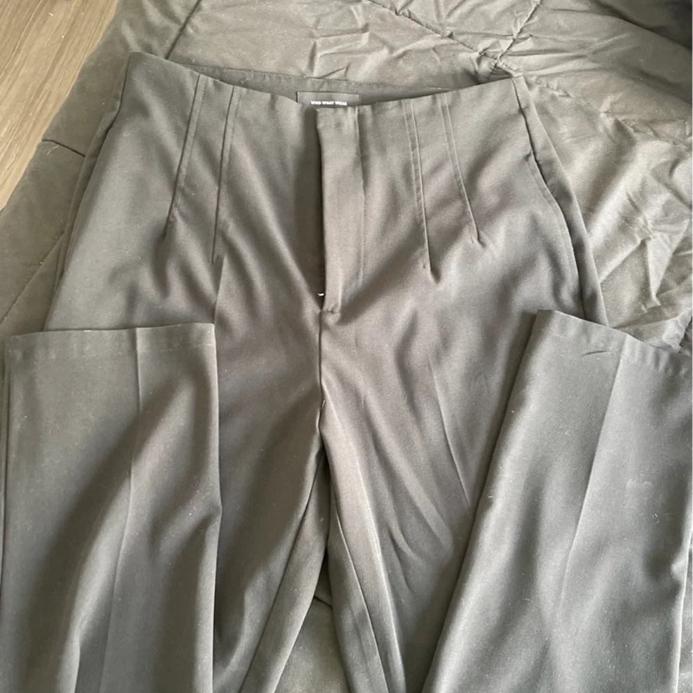 Black trousers
